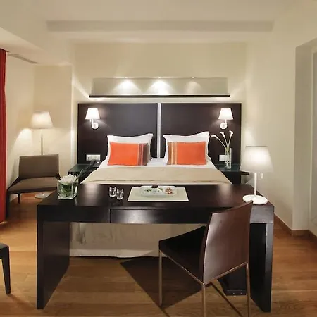 O&b Boutique 4* Athens