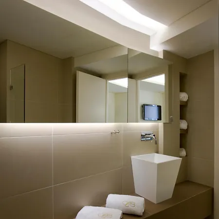 Hotel O&b Boutique 4*